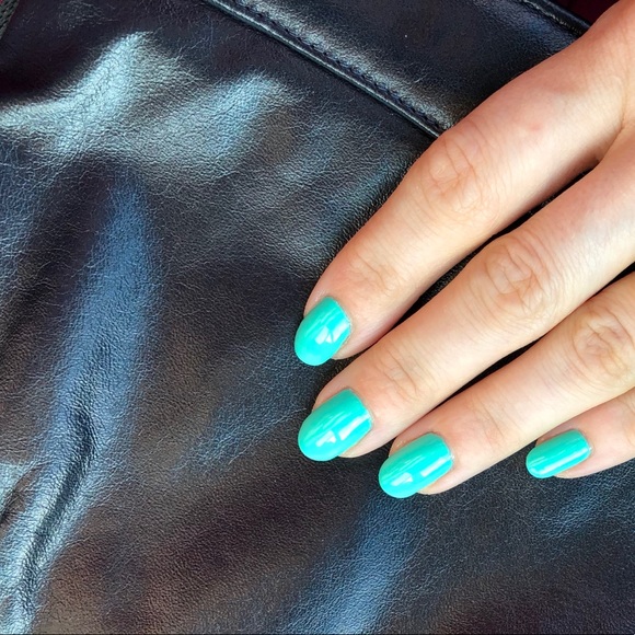 Meet your Posher, Christine - Picture 1 of 1